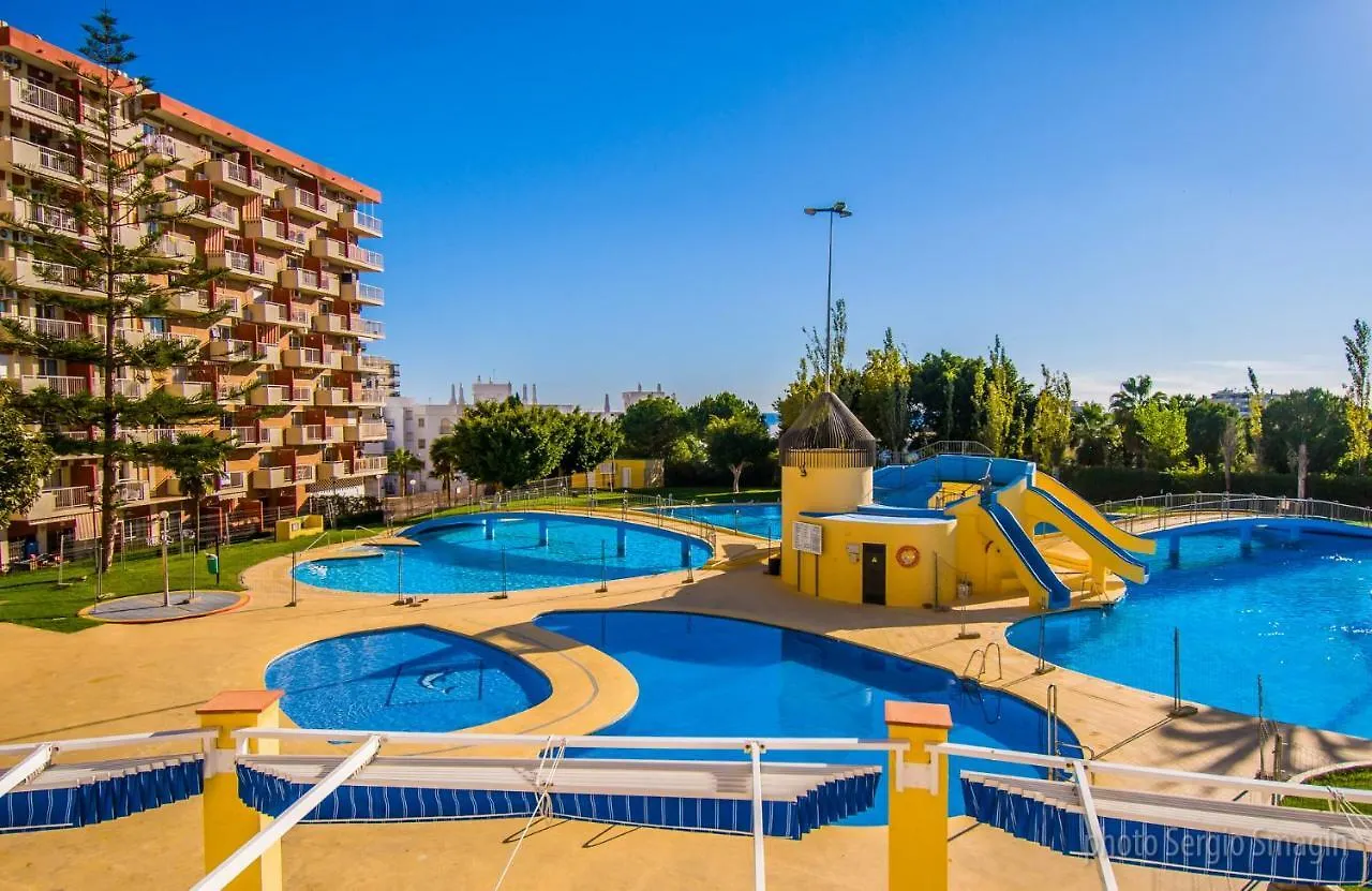 532 Minerva Apartamentos- Vistas Al Mar Y A La Piscina - Excelente Ubicacion Benalmadena 0*,  Spain