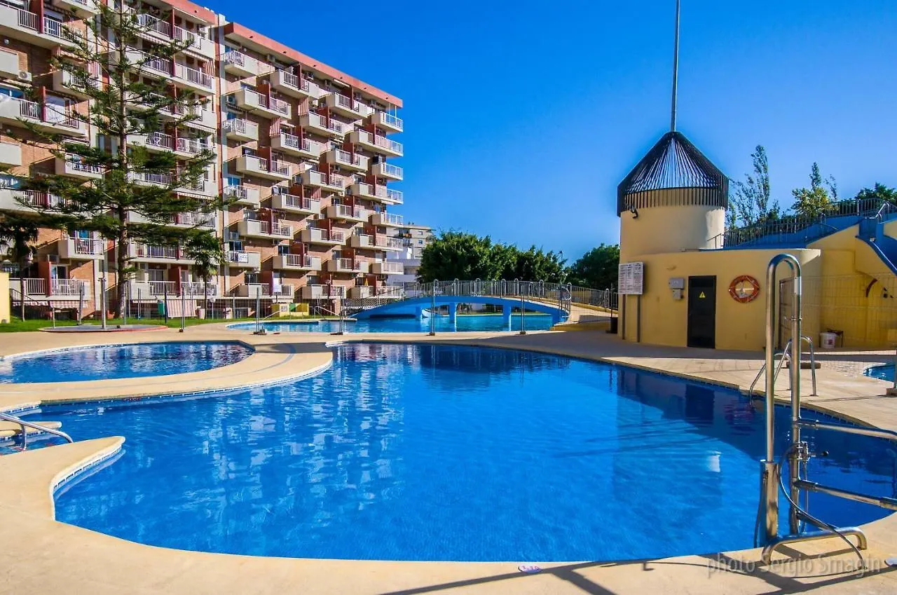 532 Minerva Apartamentos- Vistas Al Mar Y A La Piscina - Excelente Ubicacion Benalmadena